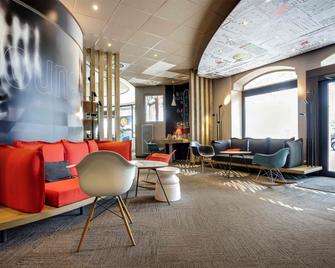 ibis Angers Centre Château - Angers - Lounge