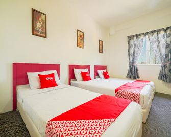 OYO 89710 Saujana Ct View Hotel - Sungai Petani - Quarto