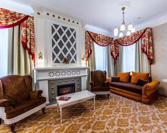 Cronwell Inn Stremyannaya - Saint Petersburg - Living room