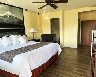 Scottish Inn - Ashland - Bedroom