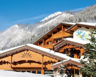 Les Gentianettes Hotel & Spa - La Chapelle-d'Abondance - Building