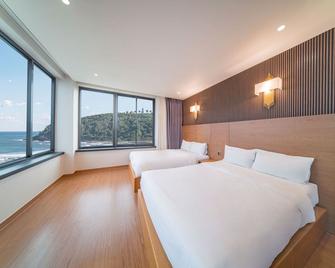 Two Y Hotel - Yangyang - Bedroom