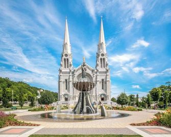 Studio 6 Le Hendrix Clim 5 min centre-ville - Quebec