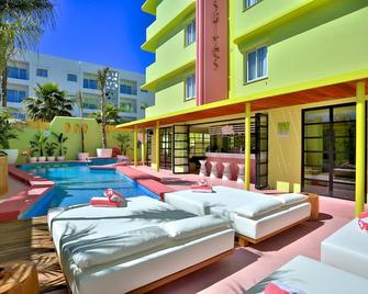 Tropicana Ibiza Suites - Adults Only - Sant Jordi de ses Salines - Zwembad