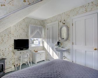 Luther Ogden Inn - קייפ מיי - חדר שינה