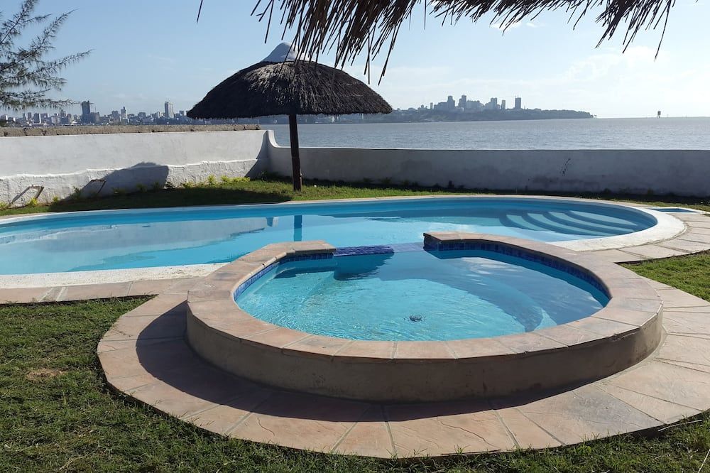 كاتيمب بيتش لودج - مابوتو - حوض السباحة