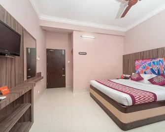 Just Km to Gandhi Park Stay @ Kanyakumari - Nāgercoil - Bedroom