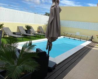 Zion guest house - Almada - Pool