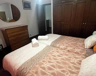 Your Home In Madeira III - Funchal - Bedroom