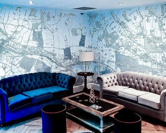 Donnington Grove - Newbury - Salon