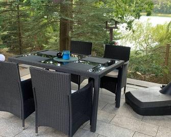 Peaceful oasis with private jetty in the beautiful Uckermark - Templin - Innenhof