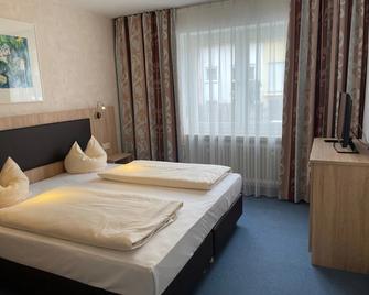 Hotel Apollo Garni - Regensburg - Bedroom