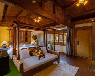 Anyin Private Courtyard (Lijiang Sunshine Courtyard) - Lijiang - Bedroom