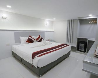 Hak Heng Hotel - Paôy Pêt - Bedroom