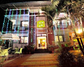 The Travellers Inn - Mahabaleshwar - Edificio