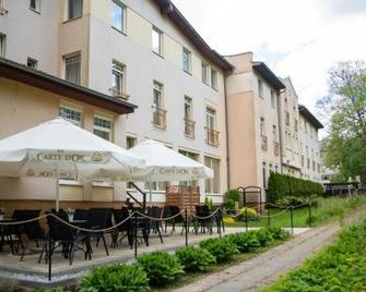 Sanatorium Uzdrowiskowe Marta - Połczyn-Zdrój - Budynek