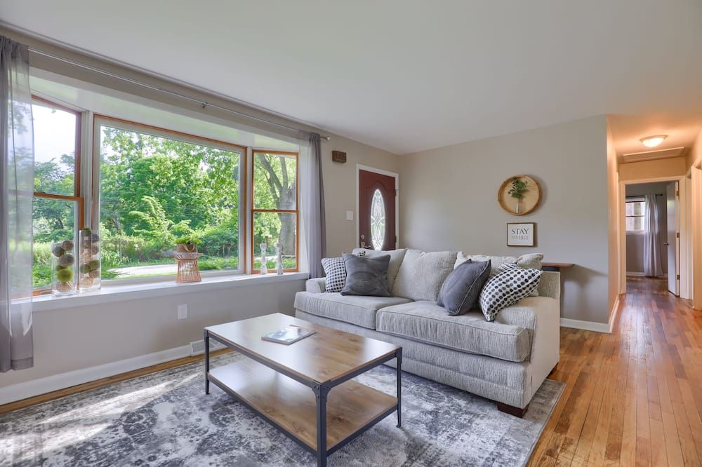 The Safe Harbor House / country view / 3 bed / 1 bath