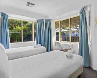 Waterfront Paradise Lodge Brightwaters - Morisset - Bedroom