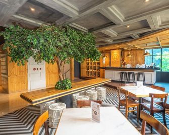 Oria Hotel Jakarta - ג'קרטה - מסעדה