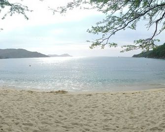 Mauka Oasis Taganga - Taganga - Playa