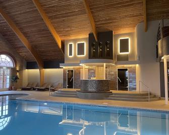 Park Farm Hotel - Norwich - Pool