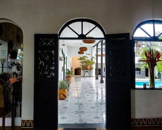 Hotel Capilla del sol - Garzón - Лоббі