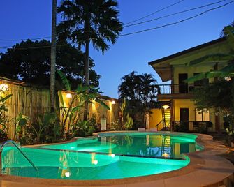 Darayonan Lodge - Coron - Uima-allas