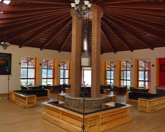 Masia Arameni - Morelia - Lobby