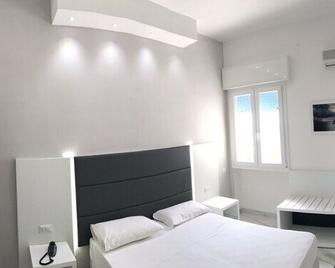 Hotel Blu - Porto Cesareo - Schlafzimmer