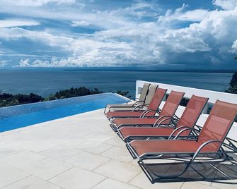 Spectacular Beach House, Spacious, Luxury, the Best. - Tárcoles - Piscina