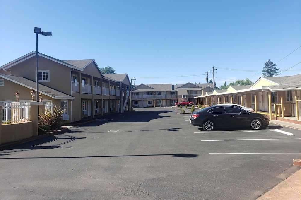 Fairview Inn And Suites