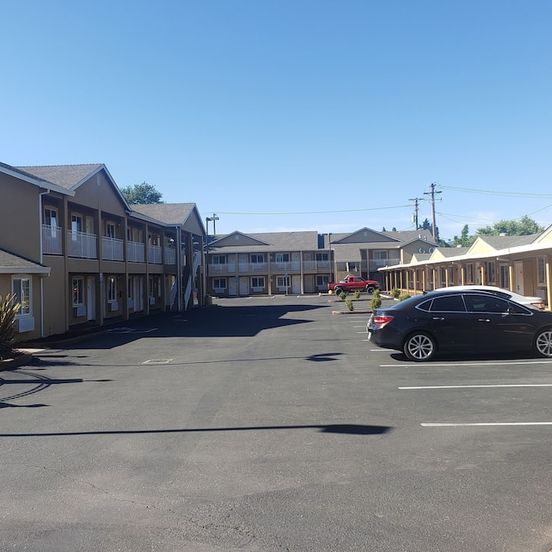 Fairview Inn And Suites image 1