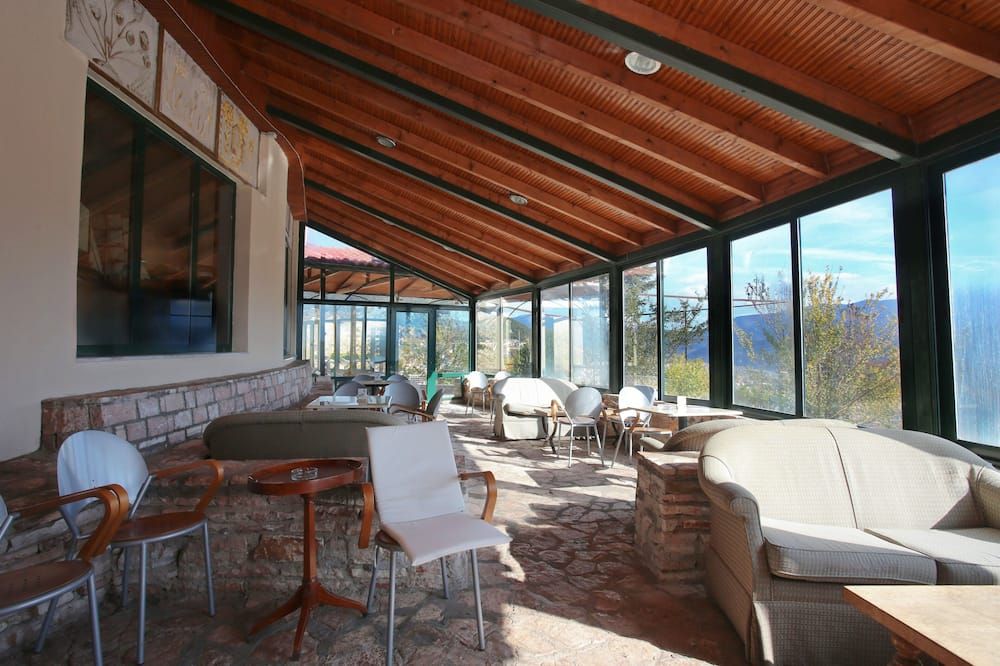 Lecadin Hotel - Karpenísi