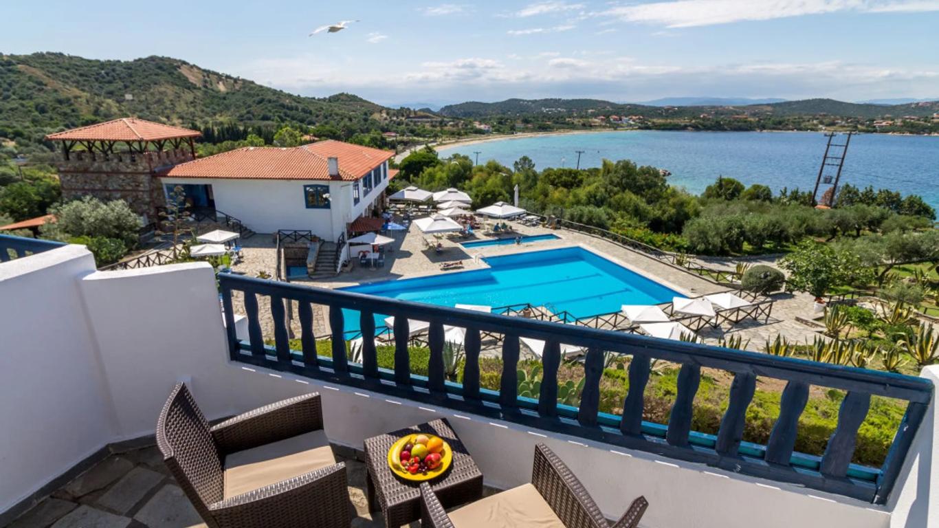 Agionissi Resort