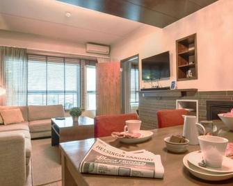 Holiday Home Tahko spa junior suite orange b6 by Interhome - Tahkovuori - Ruokailuhuone