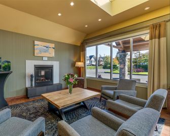 Best Western Plus Emerald Isle Hotel - Sidney - Lobby
