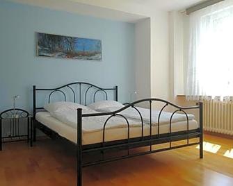 Hotel Restaurant Jura Dornach - Dornach - Slaapkamer