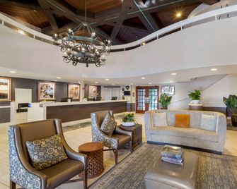 Best Western Plus Carpinteria Inn - Carpinteria - Lobby