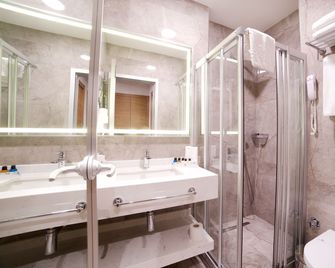 Erboy Hotel Istanbul - איסטנבול