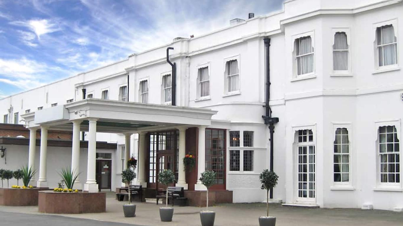 Russ Hill Hotel