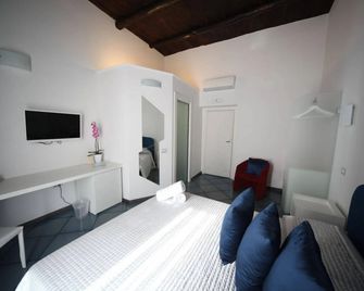 Dimora Salernum Apartment - סלרנו - חדר שינה