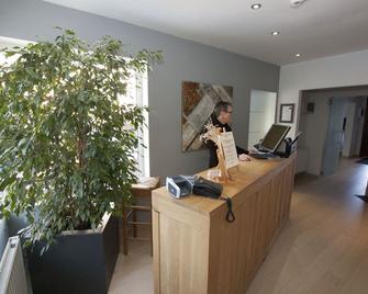Hôtel Piano 2 - Mont-Saint-Guibert - Receptie