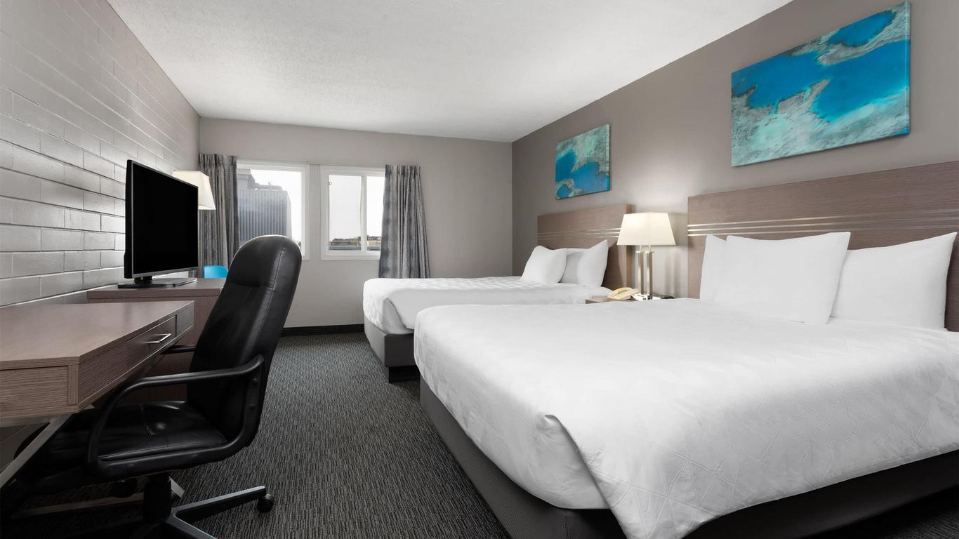 Stanford Inn & Suites