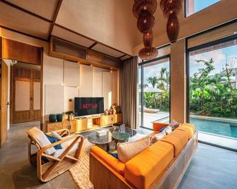 Tui Blue Berawa Hotel And Villas - North Kuta - Living room
