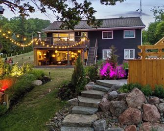 Casa Suerte, Luxury Stay - Bailieboro - Building