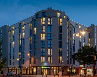 Holiday Inn Express Offenbach By IHG - Offenbach am Main - Clădire