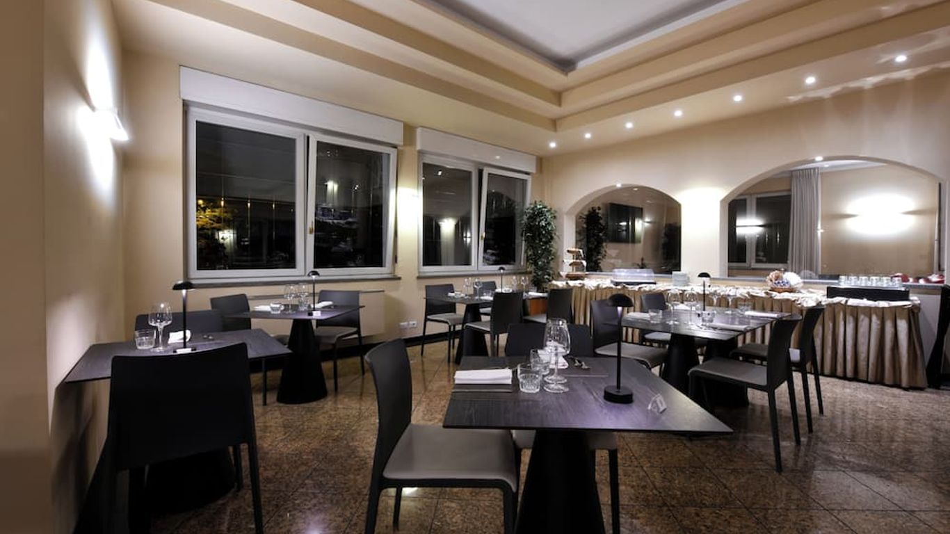 هوتل إنترناتسيونالي