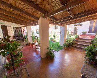 Hotel Norte Rupestre - טילקארה - פטיו