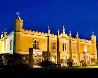 Missenden Abbey - Great Missenden