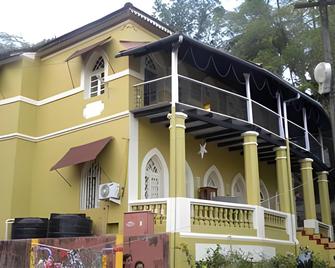 Royal Phoenix Inn - 帕納吉 - 建築